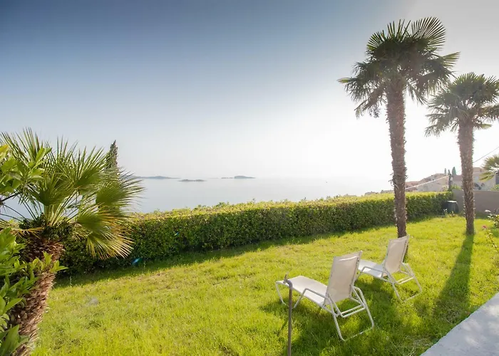 Blue Horizon 아파트 *