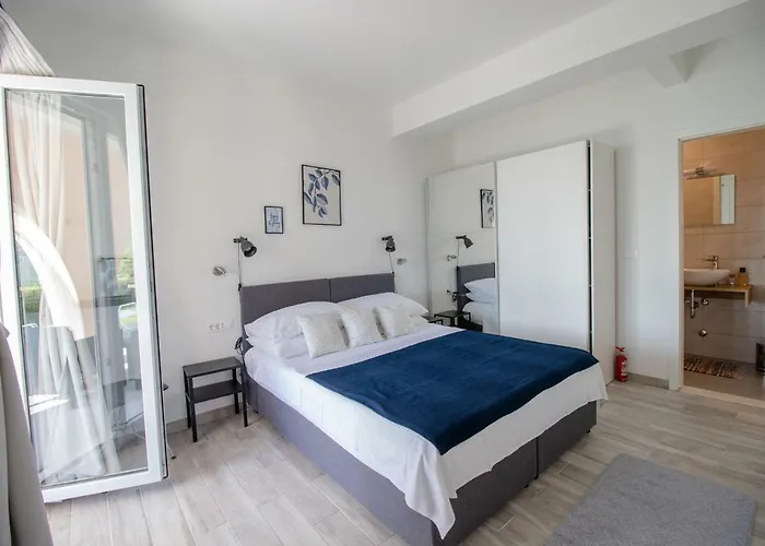 Blue Horizon 아파트 *