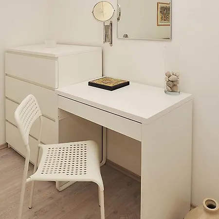 Blue Horizon Apartment