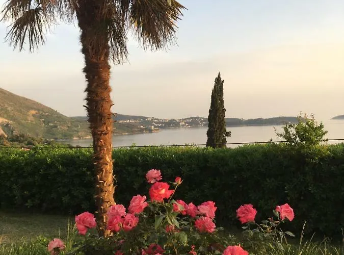 Blue Horizon * Mlini